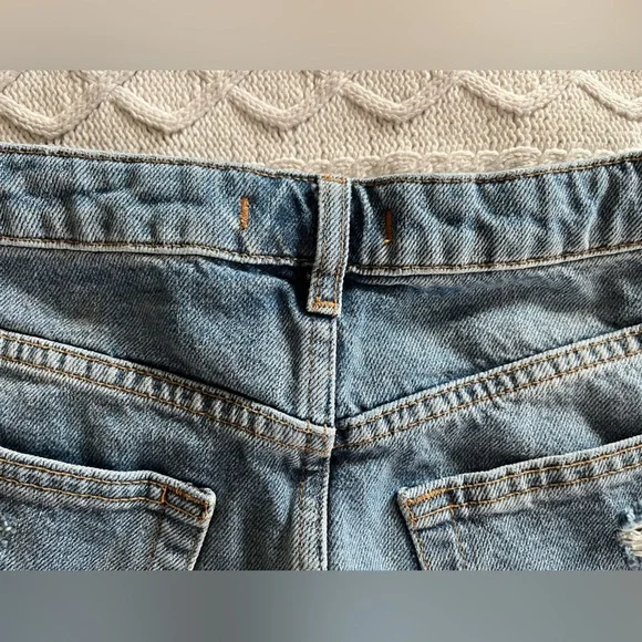 We The Free Distressed Denim Button-Up Skirt Women’s Size 28 - Picture 2 of 14